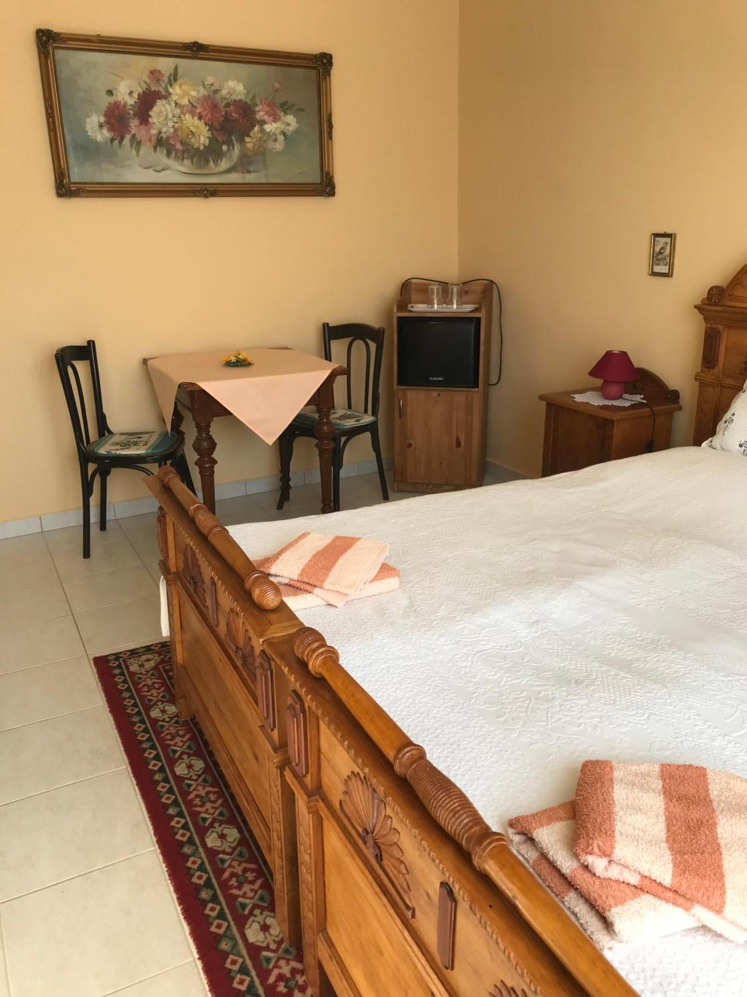 Falubíró Vendégháza Bekolce Exterior foto